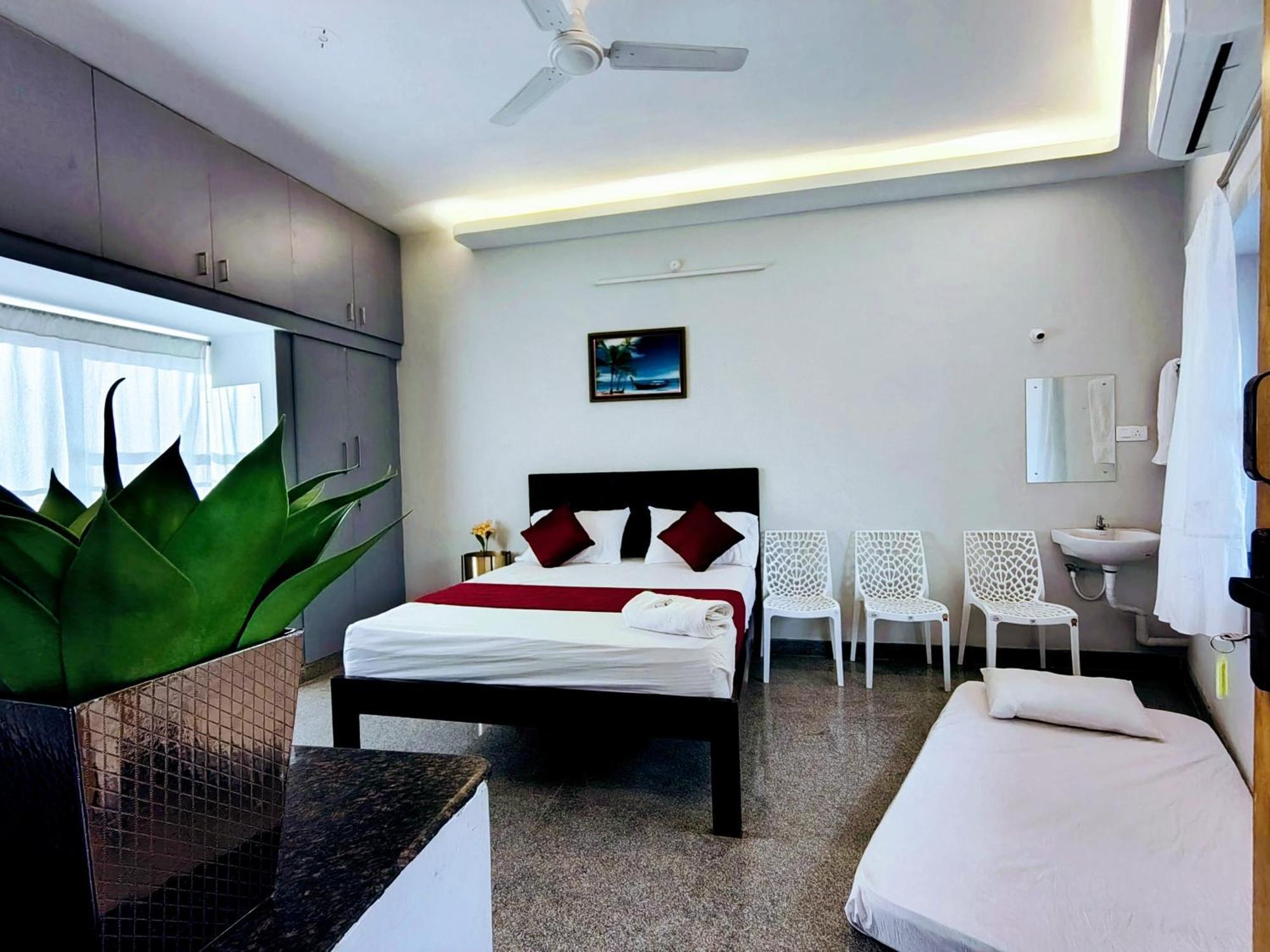 Athma Aruna Residency - Mountain View Rooms Tiruvannamalai Bagian luar foto